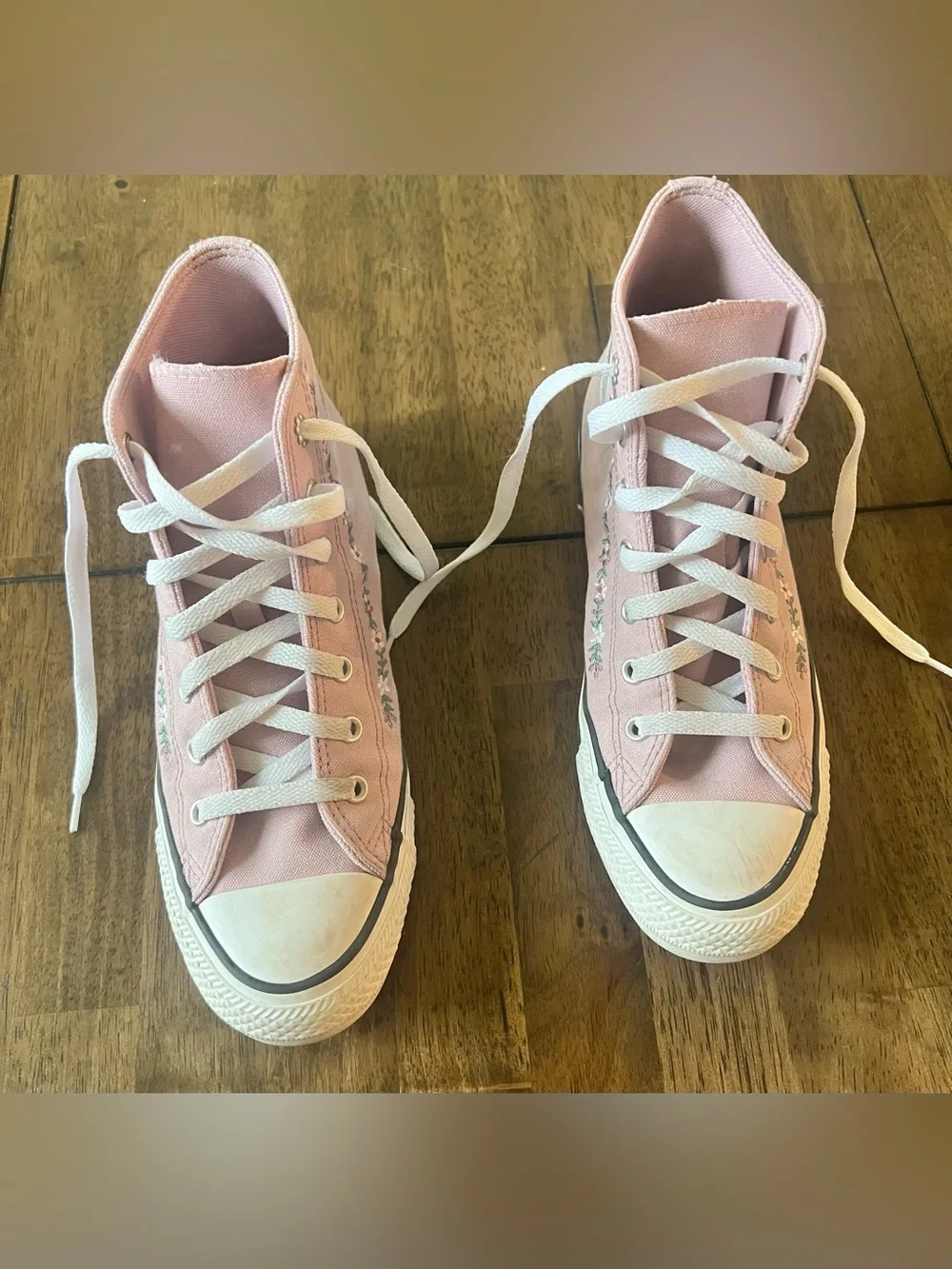 Converse Chuck Taylor All Star Embroidered High Top Sneakers , Size 5.5Y
